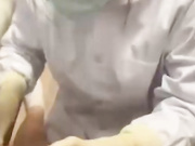 护士小姐姐最新调教玩法曝光润滑油涂抹私处 钢针插龟头 极限刺激令人下体发凉